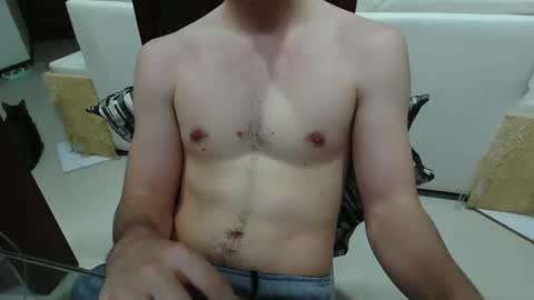 antonio_ricci online show from September 22, 2025, 11:51 pm