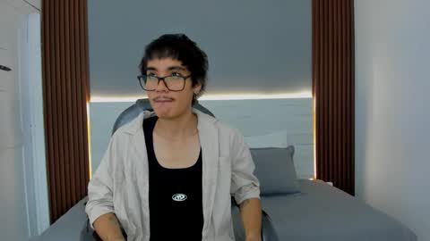 Antonio online show from December 14, 2025, 1:38 pm