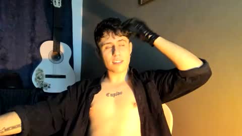 antonnello_ online show from October 22, 2025, 7:30 am