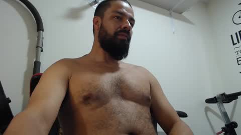 Snapshot of antony_36 chatting on February 12, 2025, 9:54 pm antony online show from February 12, 2025, 9:54 pm