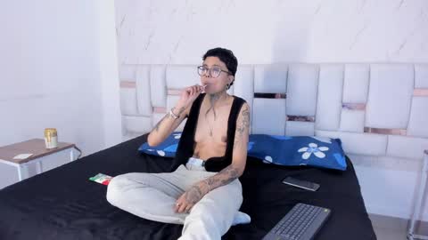 antony_d_ossa online show from April 28, 2026, 8:03 pm