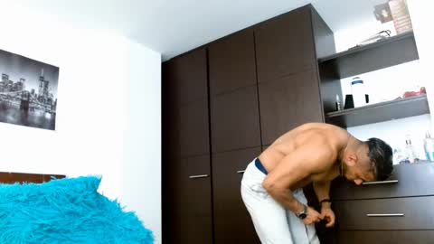 Snapshot of antonydangelo chatting on December 28, 2024, 8:47 pm ANTONY D ANGELO online show from December 28, 2024, 8:47 pm