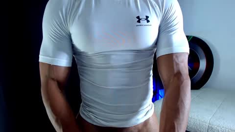 Snapshot of antonywebb94 chatting on September 11, 2025, 4:29 pm Instagram miguelangel1802 online show from September 11, 2025, 4:29 pm