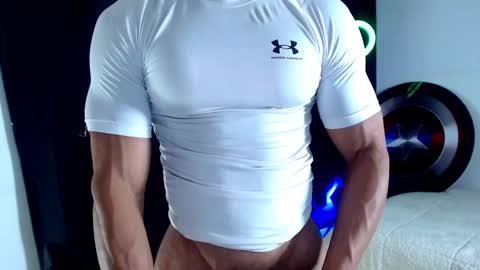 Snapshot of antonywebb94 chatting on September 29, 2025, 5:56 am Instagram miguelangel1802 online show from September 29, 2025, 5:56 am