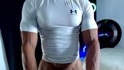 Snapshot of antonywebb94 chatting on September 30, 2025, 6:07 am Instagram miguelangel1802 online show from September 30, 2025, 6:07 am