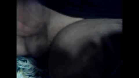 Snapshot of antxon12 chatting on January 9, 2026, 2:25 am antxon12 online show from January 9, 2026, 2:25 am