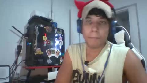 AnuarDHM online show from November 4, 2025, 4:55 am