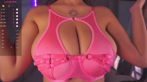 Snapshot of anuricbriny chatting on November 15, 2025, 8:49 pm Sunday - start 0400 PM GMT -4 online show from November 15, 2025, 8:49 pm