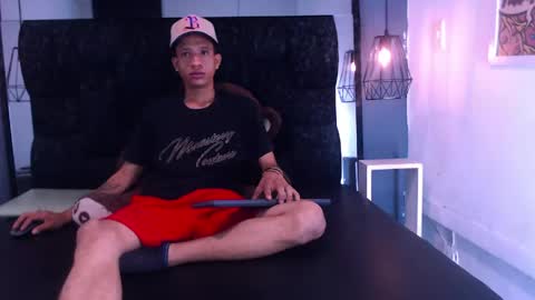 anxiuos miller online show from June 7, 2026, 4:05 am