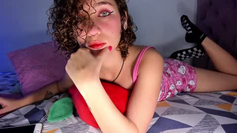 Any online show from December 7, 2024, 7:54 pm