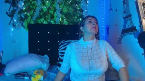 any mour online show from November 18, 2025, 5:17 pm