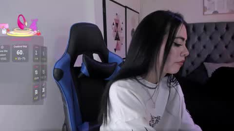 Snapshot of anya_belth chatting on December 1, 2025, 8:25 pm anya_belth online show from December 1, 2025, 8:25 pm