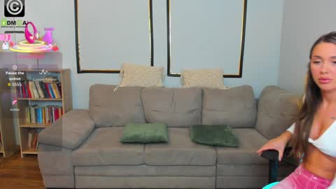 Snapshot of anyarayne chatting on February 10, 2026, 12:53 pm Anya online show from February 10, 2026, 12:53 pm