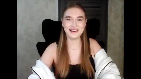 AnyaSmack online show from December 18, 2025, 4:35 pm