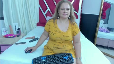 Snapshot of anyelamature chatting on January 15, 2025, 6:54 am Anyela online show from January 15, 2025, 6:54 am