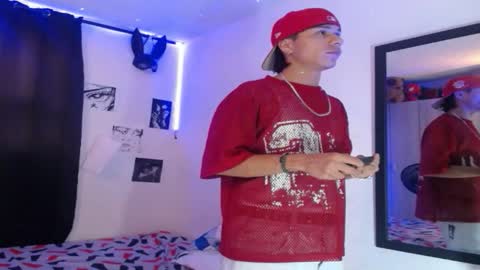 Snapshot of anyelo_sexyhot chatting on February 17, 2026, 3:25 am anyelo_sexyhot online show from February 17, 2026, 3:25 am