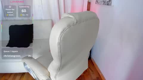 Snapshot of anyi_restrepo chatting on September 17, 2025, 12:18 pm Anyi online show from September 17, 2025, 12:18 pm