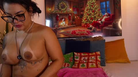 Dulce Maria online show from December 21, 2024, 8:18 am