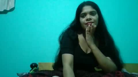 Snapshot of apa142817 chatting on March 3, 2026, 2:34 pm Aparalux online show from March 3, 2026, 2:34 pm