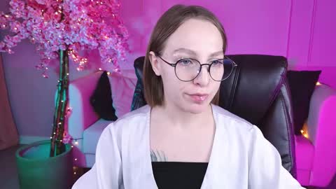 Snapshot of aphexqueen chatting on January 13, 2025, 1:06 pm APHEX QUEEN online show from January 13, 2025, 1:06 pm