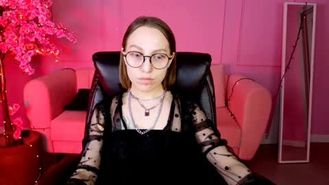 Snapshot of aphexqueen chatting on January 27, 2025, 9:13 am APHEX QUEEN online show from January 27, 2025, 9:13 am