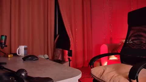 Snapshot of aphexqueen chatting on February 5, 2026, 9:36 am APHEX QUEEN online show from February 5, 2026, 9:36 am