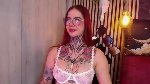 aphrodite__bloom online show from June 12, 2026, 9:57 pm