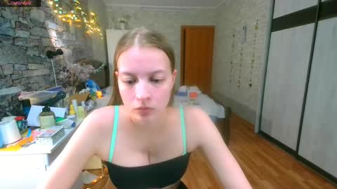 Aphrodite online show from May 22, 2026, 3:17 pm