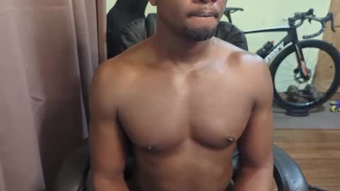 apollodarkmn online show from May 9, 2026, 2:22 pm