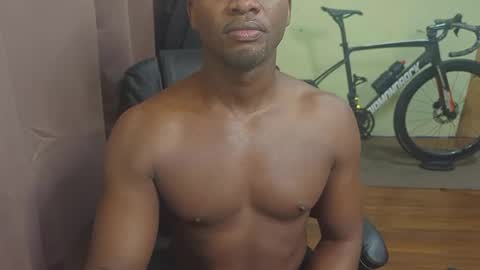 apollodarkmn online show from May 18, 2026, 5:41 pm