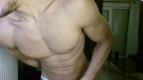 apollonfitx_69 online show from February 28, 2025, 10:17 pm