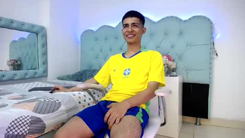 Snapshot of apolo_richards chatting on February 15, 2026, 8:38 pm Apolo Richards online show from February 15, 2026, 8:38 pm