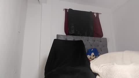 Snapshot of apoloblackbig chatting on December 3, 2025, 8:12 am apoloblackbig online show from December 3, 2025, 8:12 am