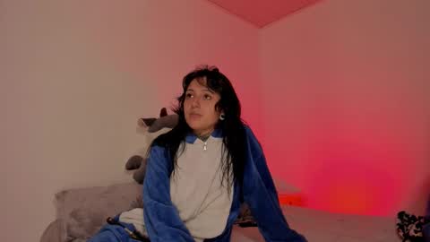 Snapshot of apolorising_ chatting on September 13, 2025, 3:17 am Lola Apolo online show from September 13, 2025, 3:17 am