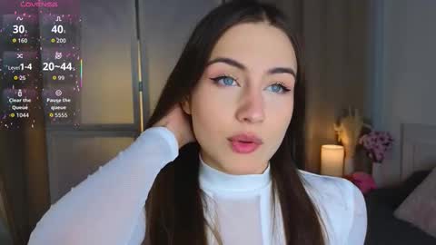 Vicki online show from November 16, 2025, 9:04 am