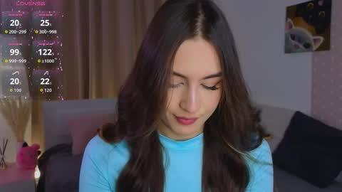 Vicki online show from November 30, 2025, 9:02 am