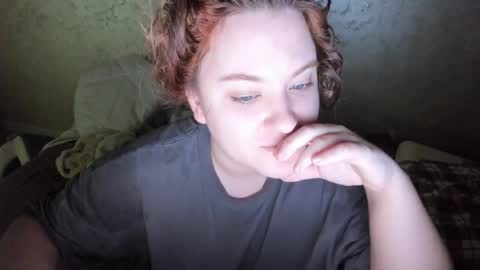 Snapshot of appleyummybuns chatting on February 23, 2026, 11:40 am appleyummybuns online show from February 23, 2026, 11:40 am