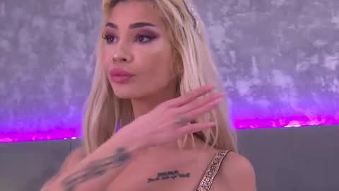 Snapshot of apri_licious chatting on February 2, 2026, 9:02 pm April online show from February 2, 2026, 9:02 pm