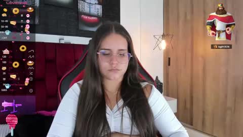 Snapshot of april1_sc chatting on December 4, 2024, 5:33 pm April SC online show from December 4, 2024, 5:33 pm