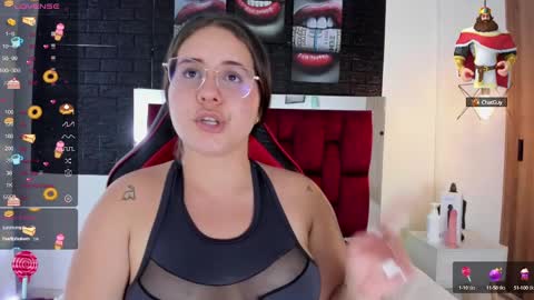 Snapshot of april1_sc chatting on December 5, 2024, 5:39 pm April SC online show from December 5, 2024, 5:39 pm