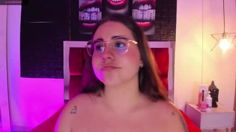 Snapshot of april1_sc chatting on January 17, 2025, 1:46 pm April SC online show from January 17, 2025, 1:46 pm