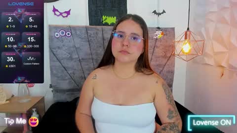 Snapshot of april1_sc chatting on October 16, 2025, 8:32 pm April SC online show from October 16, 2025, 8:32 pm