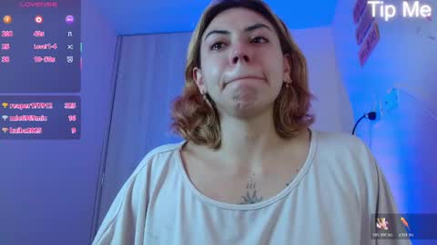 Snapshot of april_dumont5 chatting on May 26, 2026, 1:51 pm April Dumont online show from May 26, 2026, 1:51 pm