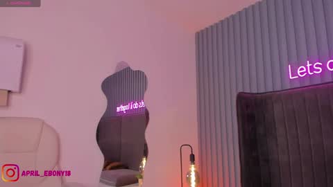 Snapshot of april_ebony18_ chatting on January 22, 2025, 10:40 am April online show from January 22, 2025, 10:40 am