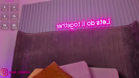 Snapshot of april_ebony18_ chatting on January 30, 2025, 1:31 pm April online show from January 30, 2025, 1:31 pm