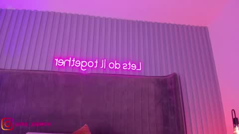 Snapshot of april_ebony18_ chatting on February 19, 2025, 1:39 pm April online show from February 19, 2025, 1:39 pm
