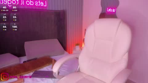 Snapshot of april_ebony18_ chatting on March 2, 2025, 2:32 pm April online show from March 2, 2025, 2:32 pm