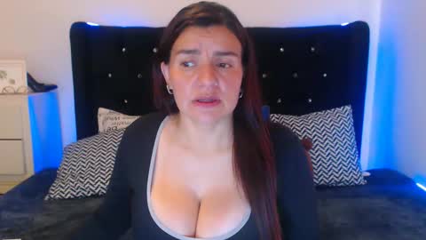 Snapshot of april_harrys chatting on April 17, 2026, 1:58 pm April online show from April 17, 2026, 1:58 pm