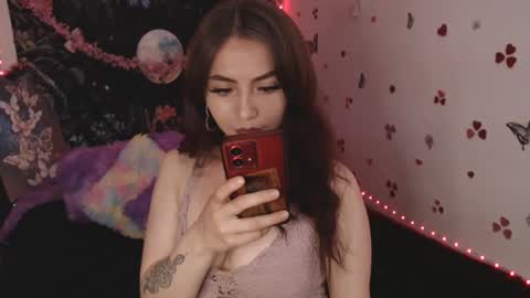 Snapshot of april_l6 chatting on September 30, 2025, 1:10 am april_l6 online show from September 30, 2025, 1:10 am