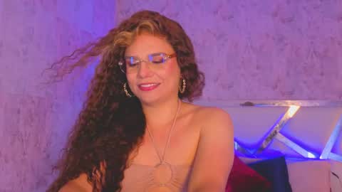 Isabella online show from May 29, 2026, 10:08 pm